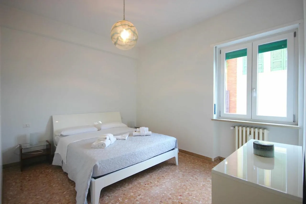 Case Vr Holiday Residenza 2 Di Picche Verona 0*,