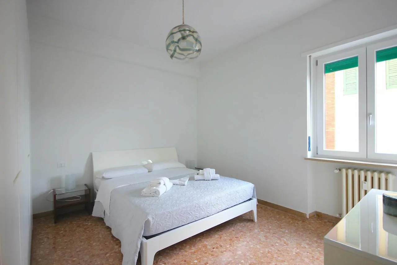 Case Vr Holiday Residenza 2 Di Picche Verona