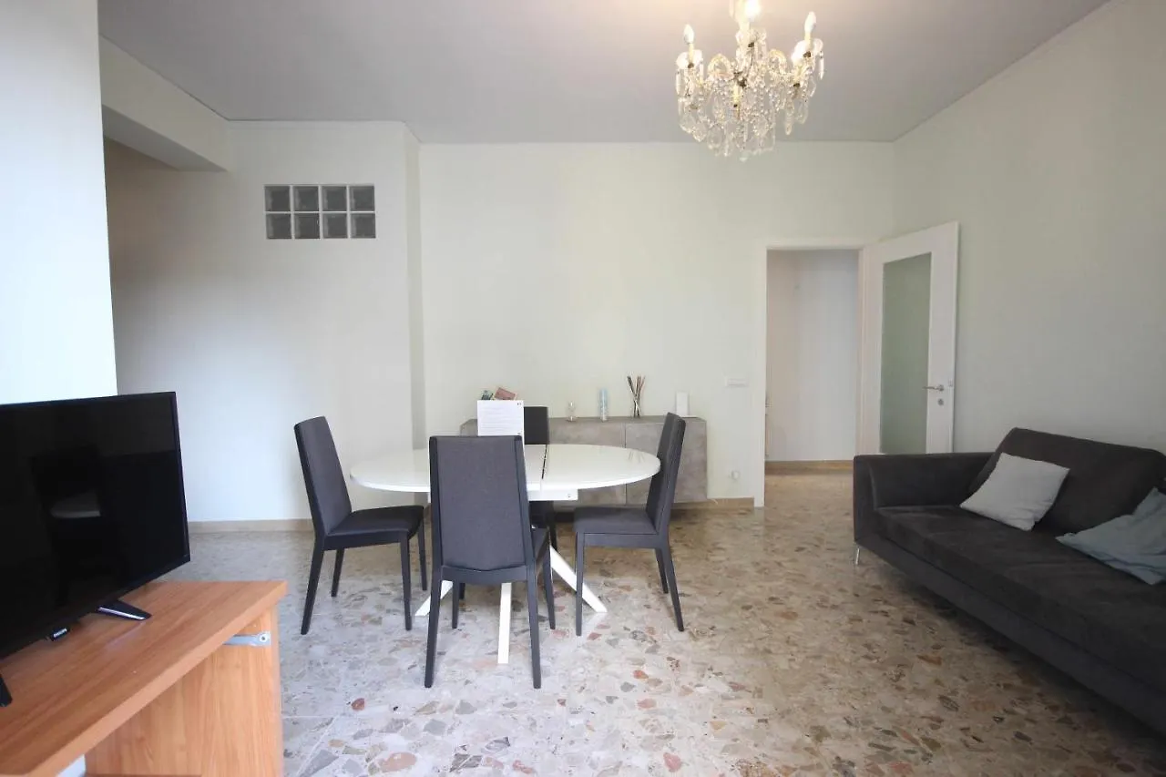 Apartment Case Vr Holiday Residenza 2 Di Picche Verona Italy