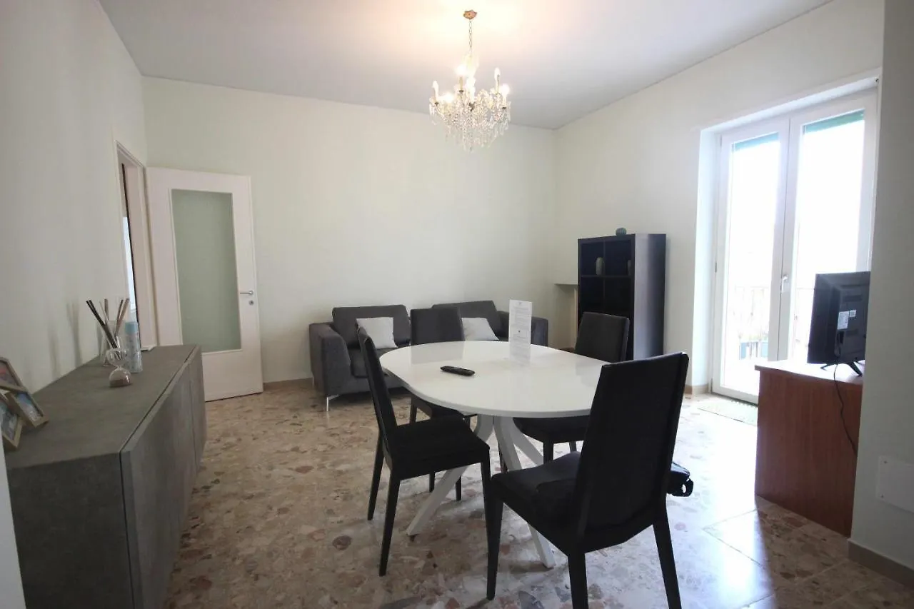 Case Vr Holiday Residenza 2 Di Picche Verona Italy